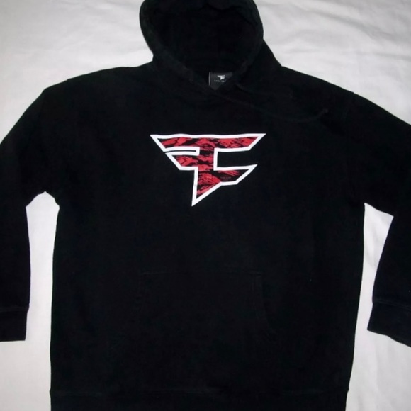 FAZE CLAN Gaming Red Camo Black Sweatshirt Pullover Hoodie Size Extra Large XL - Picture 1 of 4